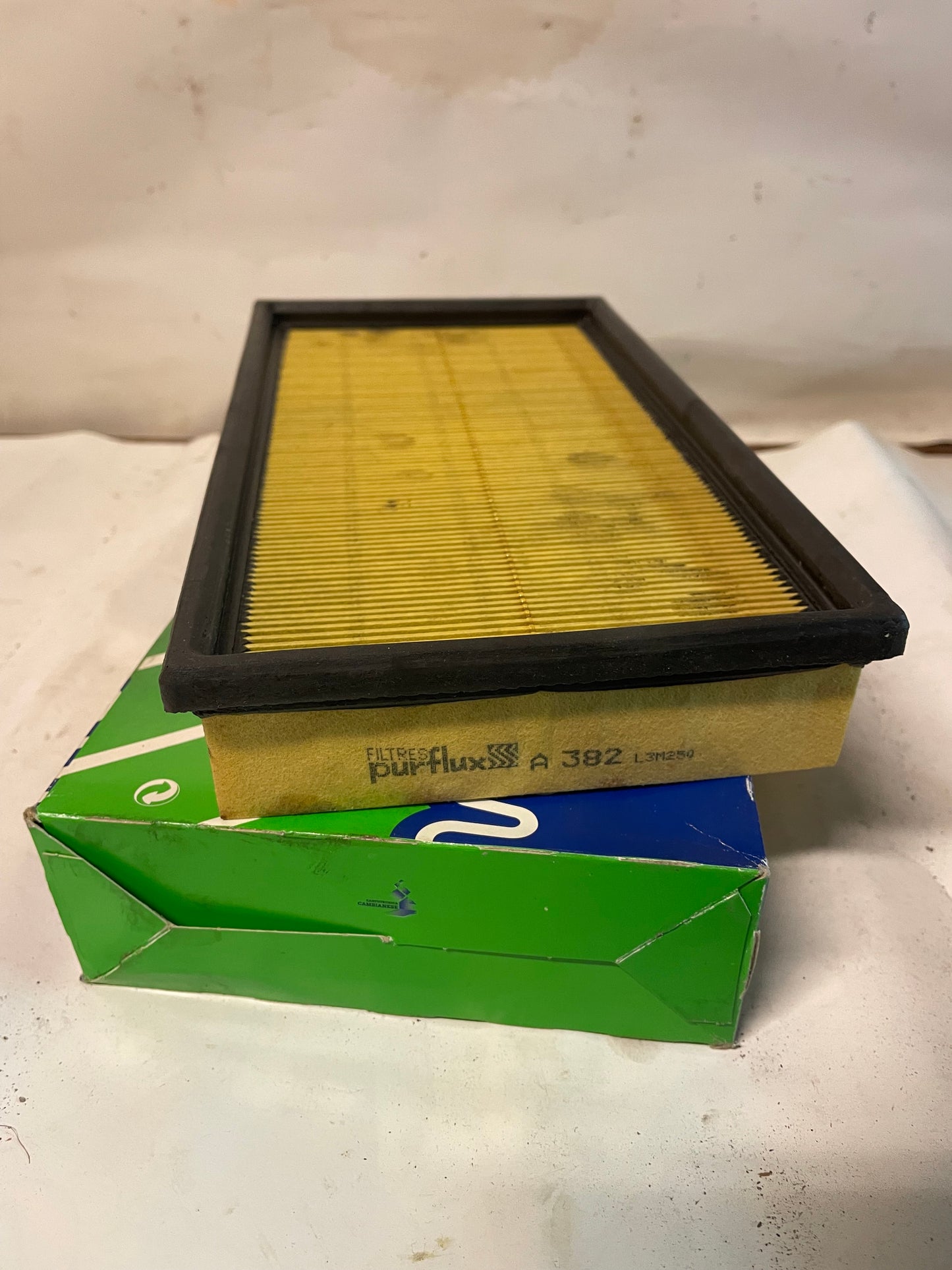 Filtre à air PURFLUX A382 L3M250 pour FORD