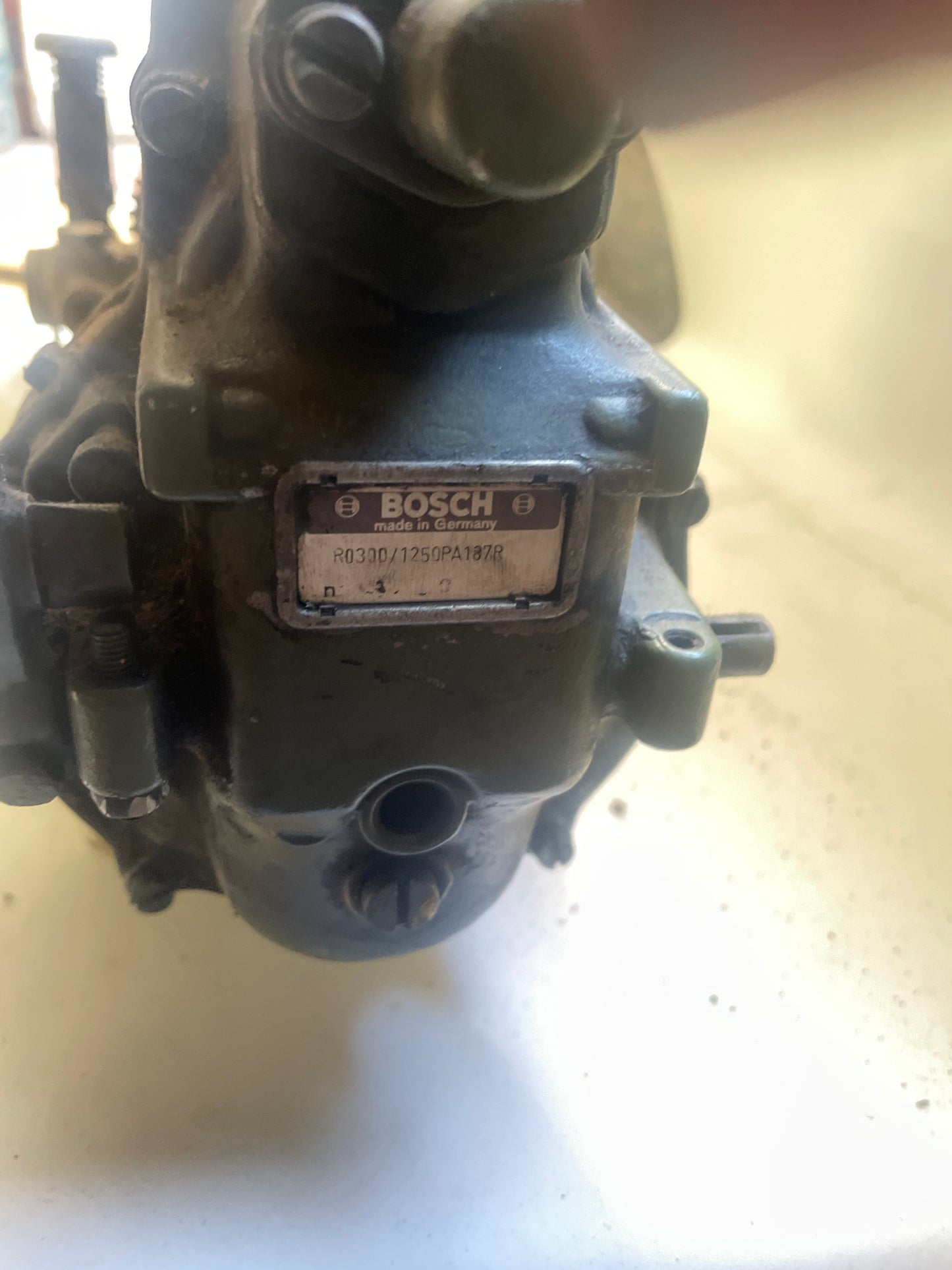 Pompe à injection BOSCH PE8P100A320LS810