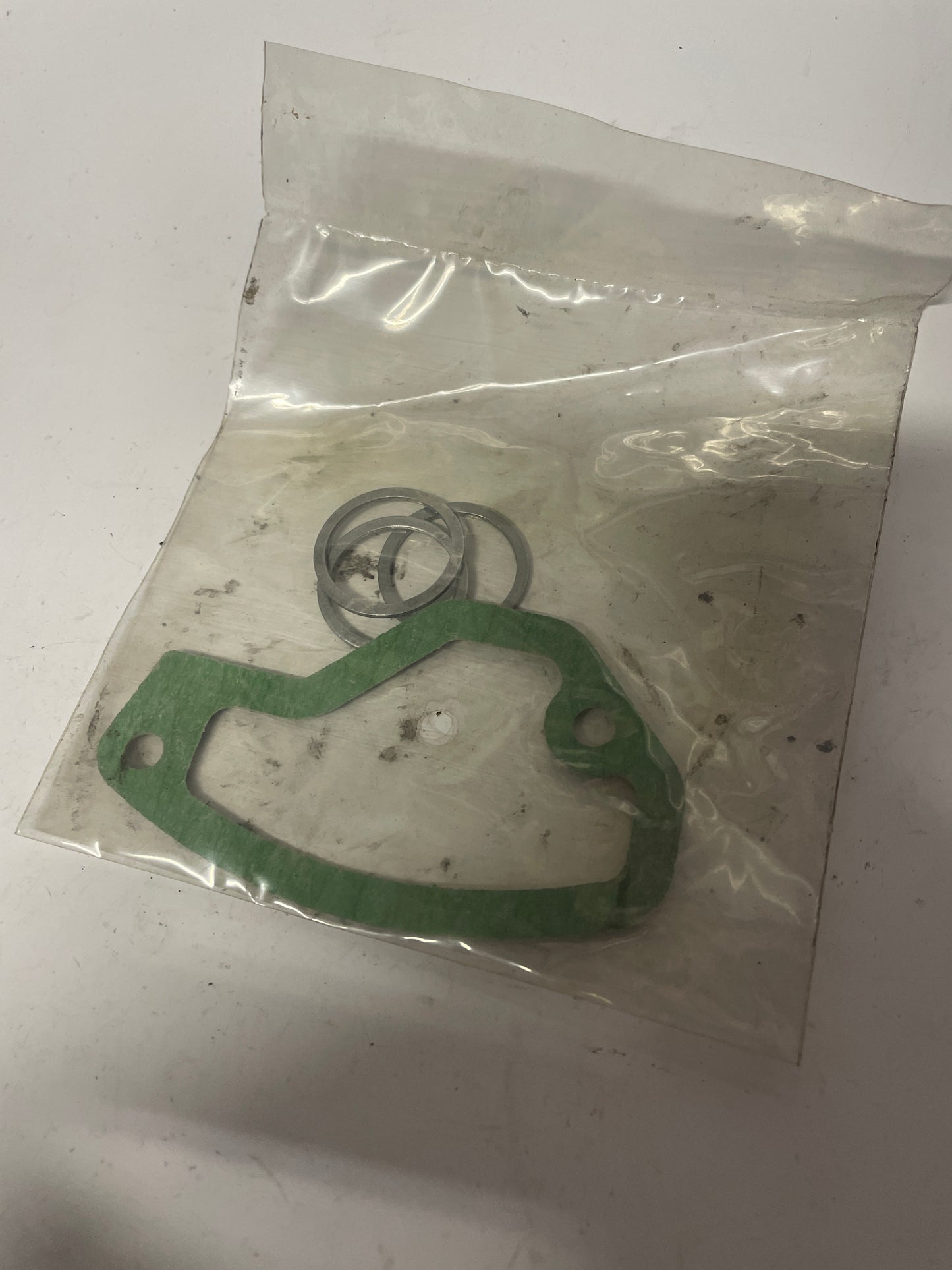 Joint d'étanchéité pour boîtier du thermostat ELRING 763.457