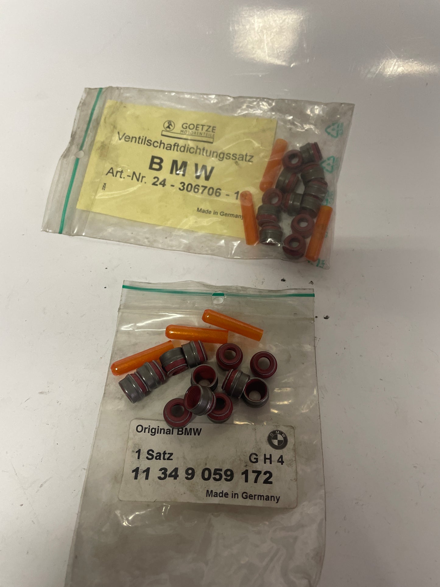 Lot de 12 joints de queue de soupape BMW