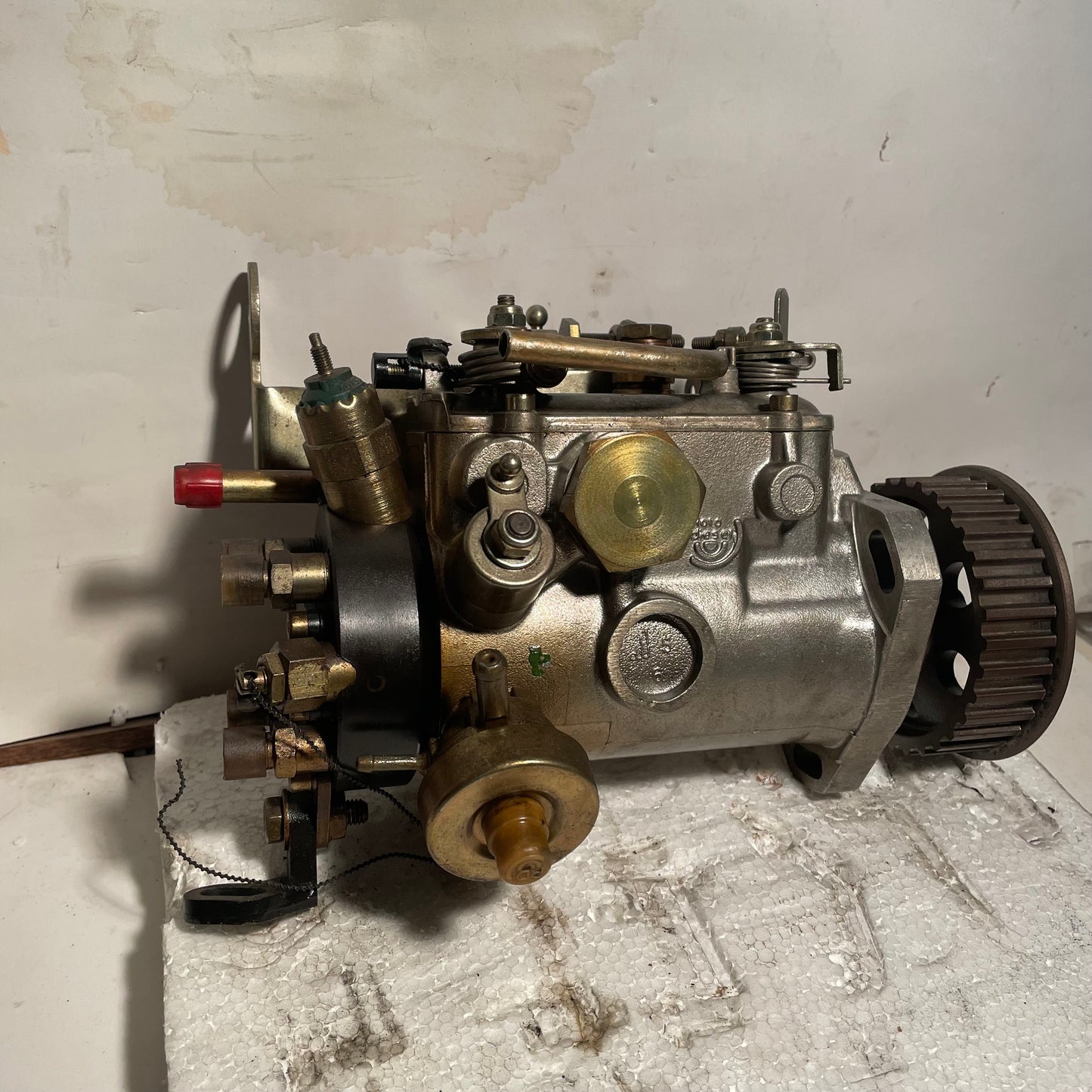 Pompe à injection ROTO DIESEL DPCR8443A121B