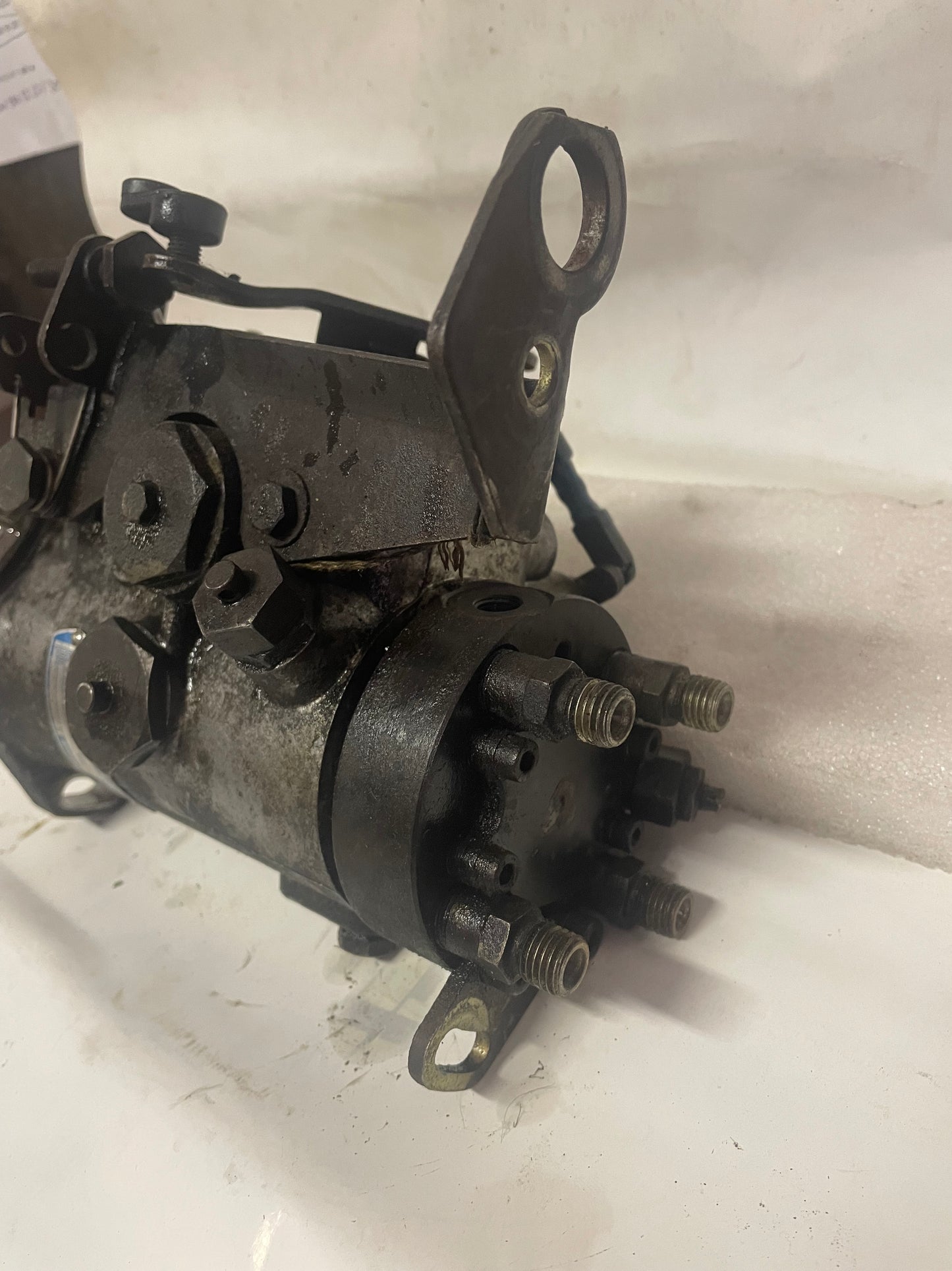 Pompe à injection ROTO DIESEL DPCR8443261E