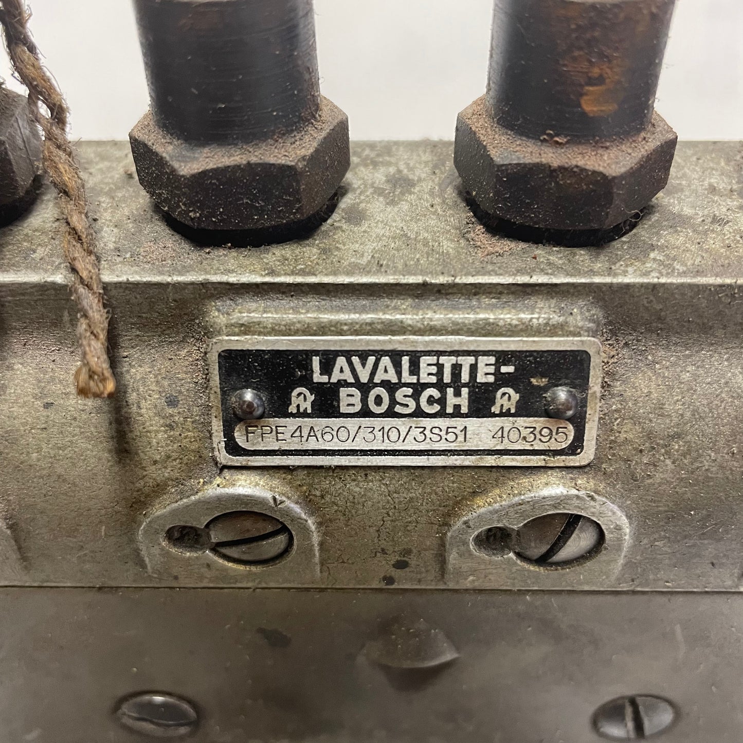 Pompe à injection LAVALETTE & BOSCH FPE4A603103S51
