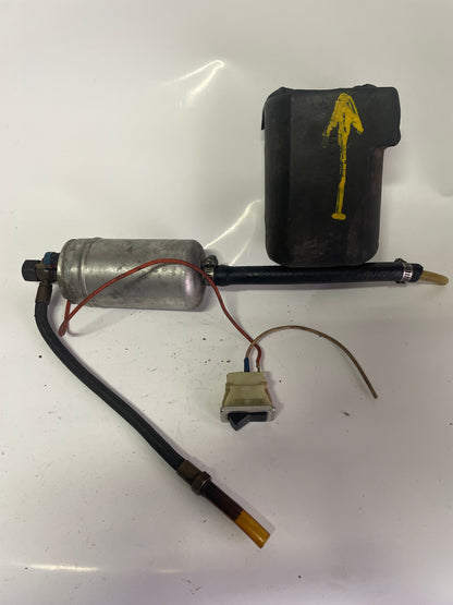 Pompe essence BOSCH 0580254957 avec accessoires