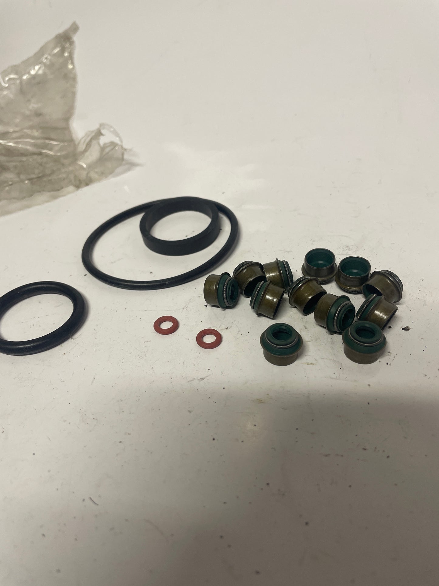 Joints culasse et soupapes pour VOLKSWAGEN PASSAT TYPE 32 33 et 32B