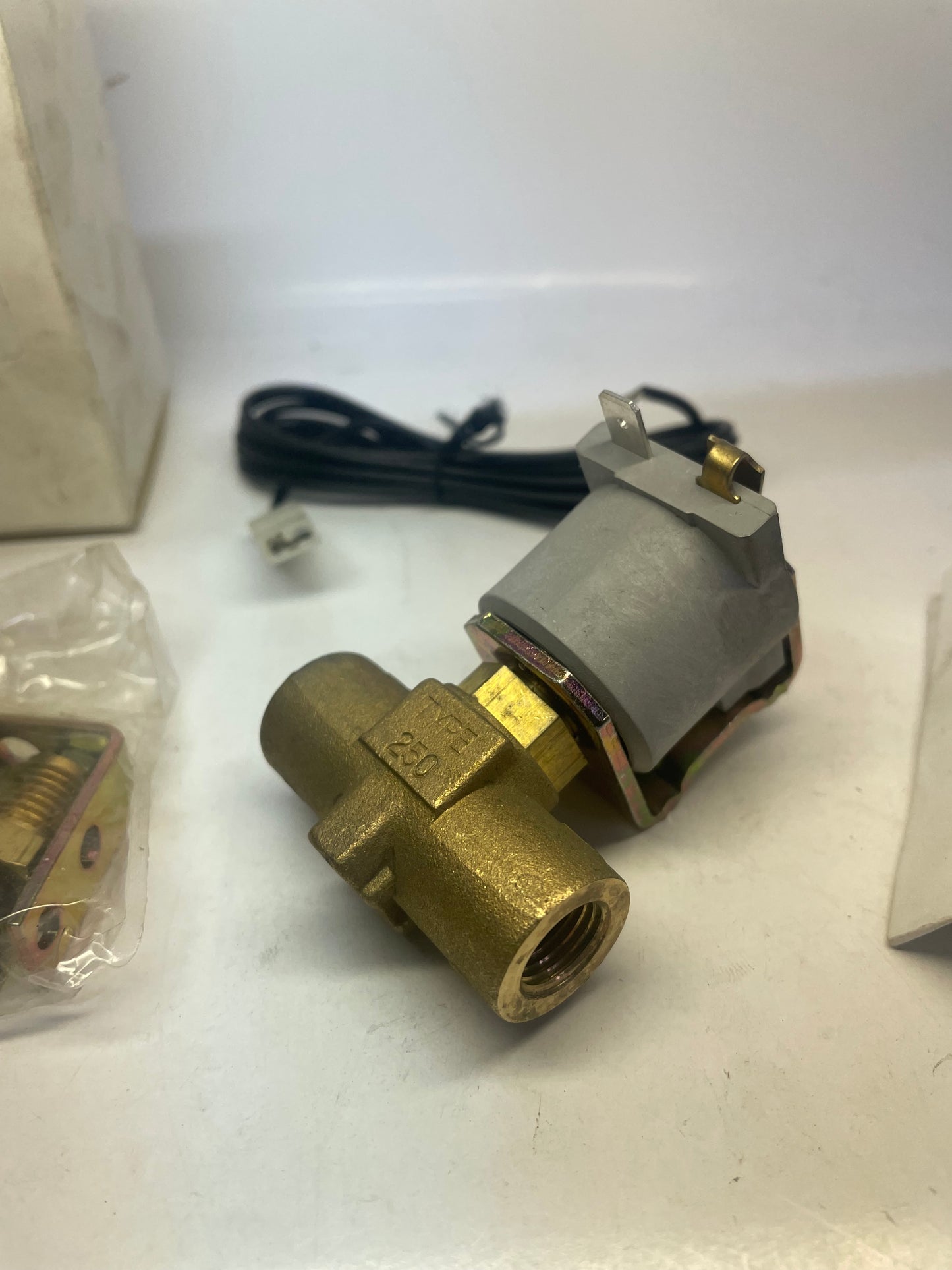 Electro vanne (12V) 6780/12  type 250