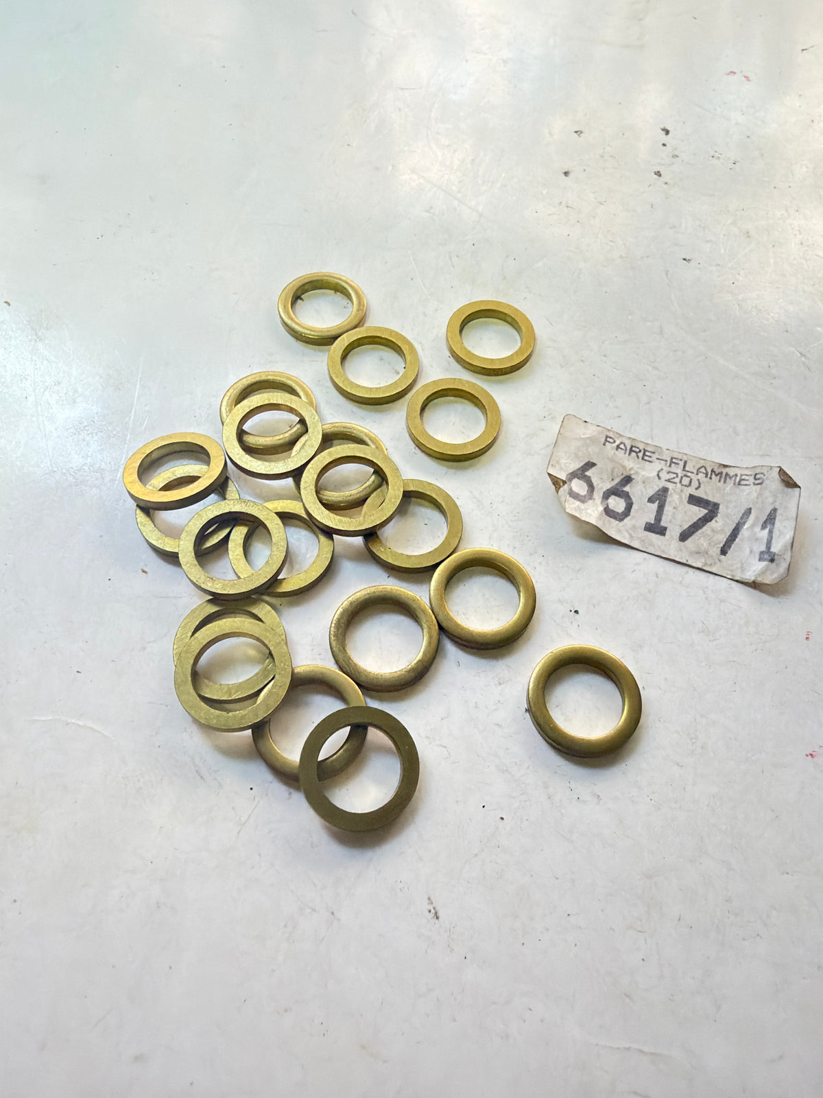 Lot 10 Joint laiton 18,1 x 13 x 2 mm