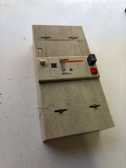 Disjoncteur Gardy db90 triphasé