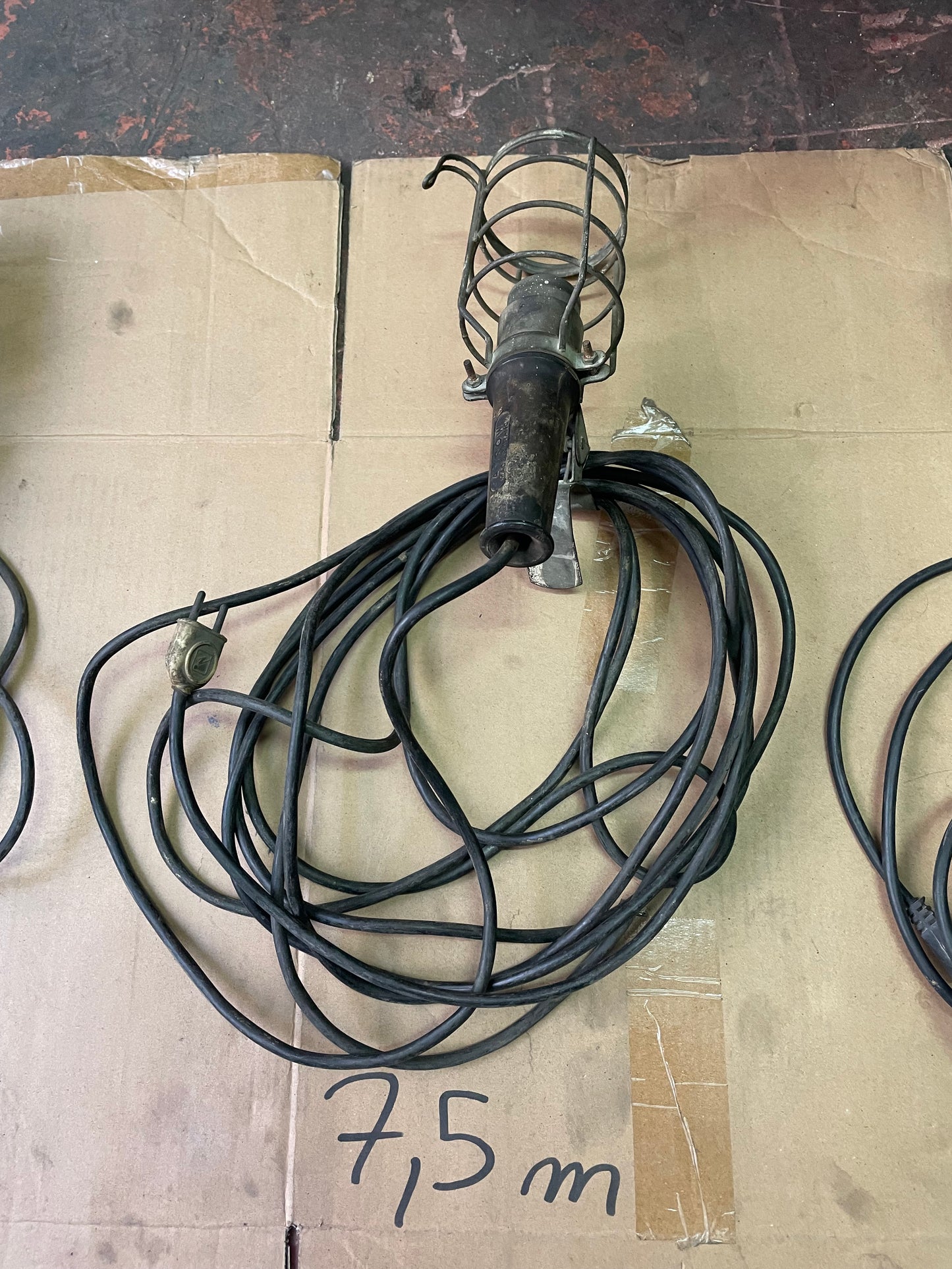 Éclairage portatif pour garage