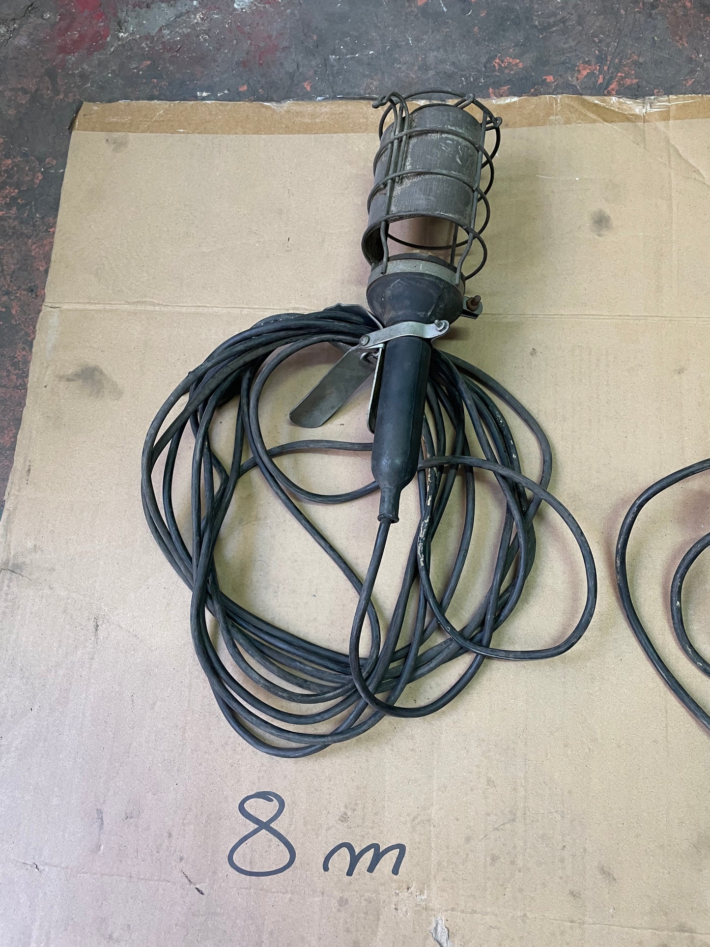 Éclairage portatif pour garage