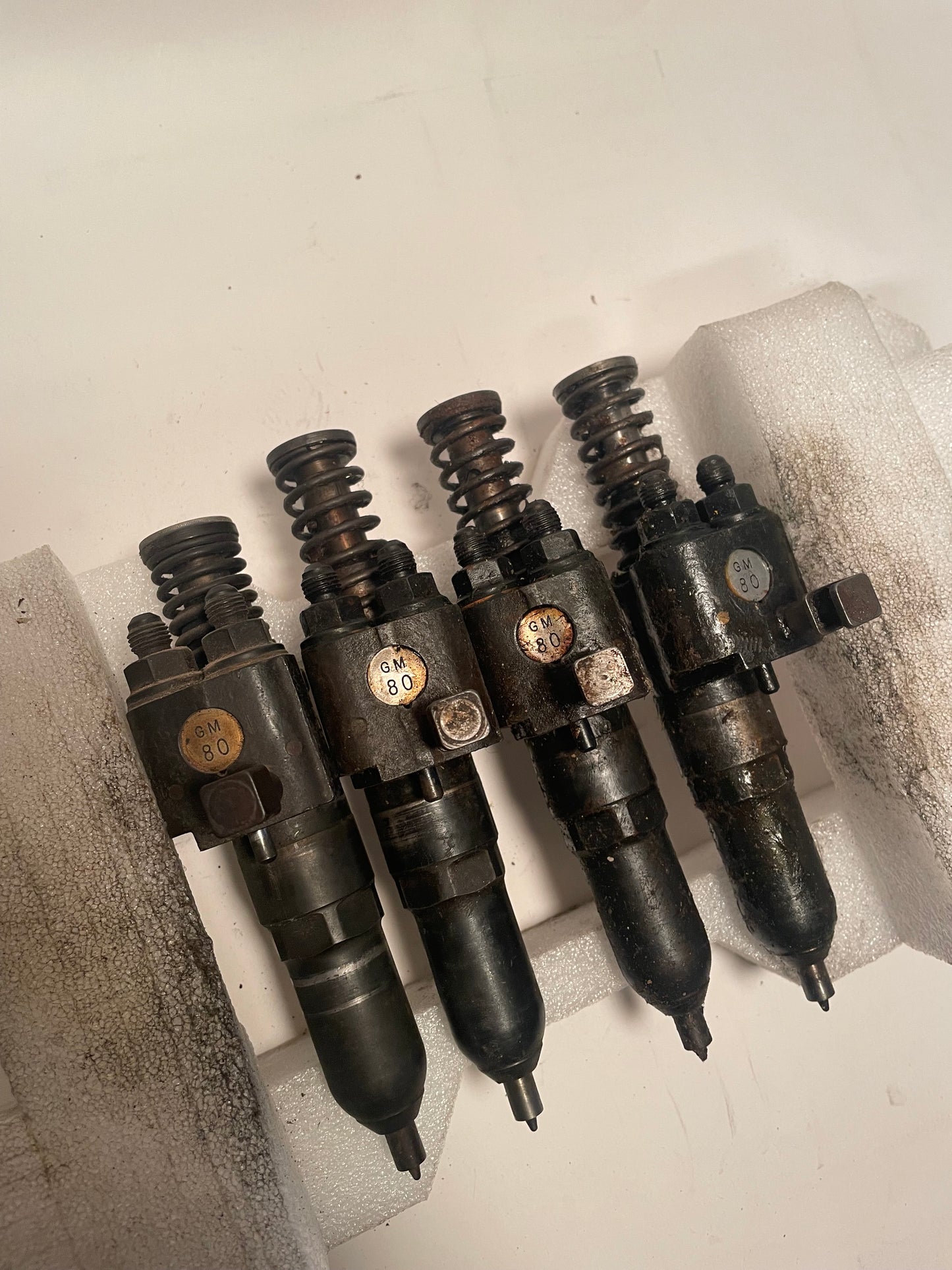 Injecteur pompe GM 80