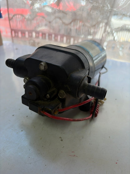 Pompe à eau FLOJET 12v  12,5L/min