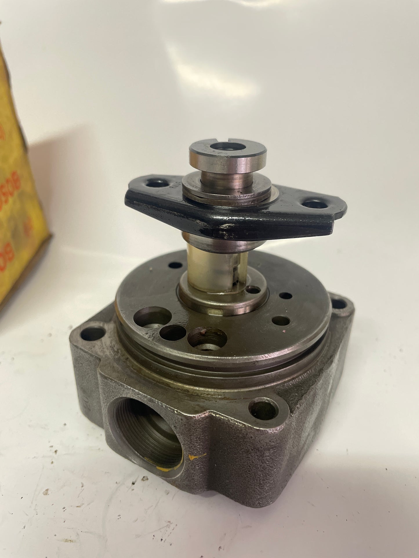 Tête de pompe BOSCH 1468334565 pour Audi Volkswagen moteur JK