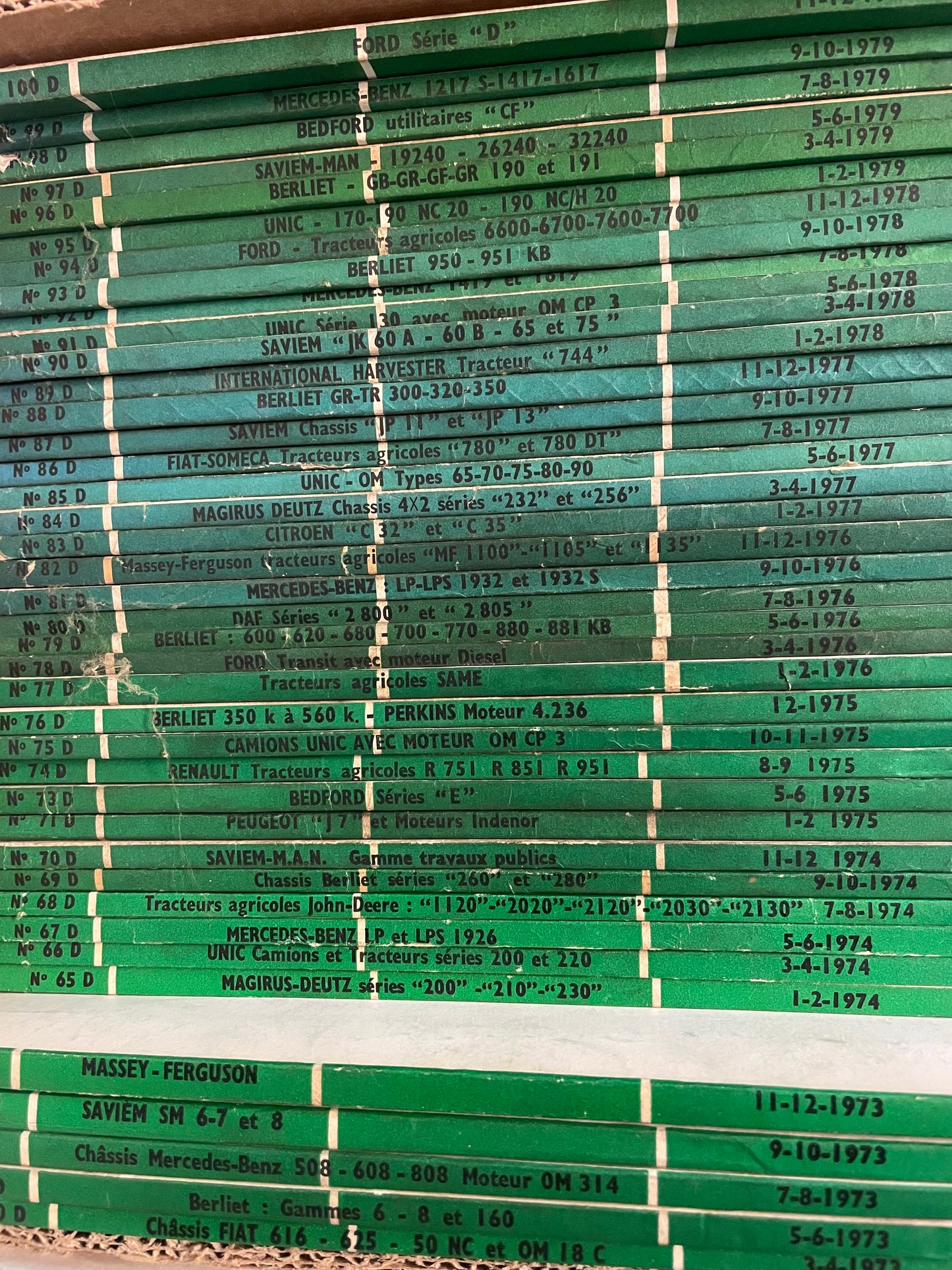 Lot de 120 revue technique DIESEL (29 à 149)